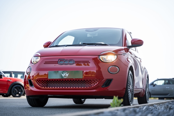 Fiat 500 Electrique Serie Spéciale Red