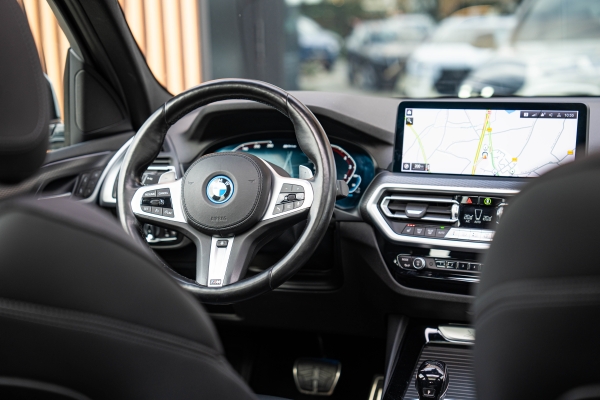 BMW X3 xDrive30e 292 ch M Sport