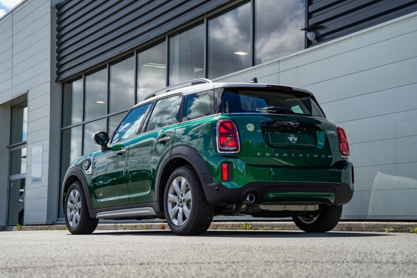 MINI COUNTRYMAN COOPER SE HYBRIDE 125 + 95 CH ALL4 BUSINESS DESIGN BVA6