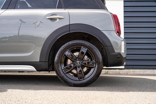 MINI COUNTRYMAN COOPER SE 125+95 Ch ALL4 Northwood BVA6