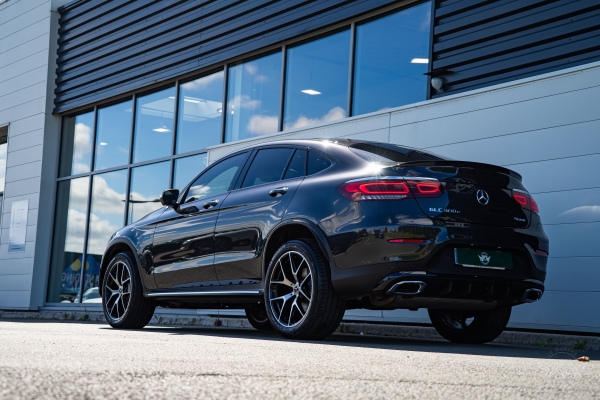 Mercedes GLC COUPE 300E 4MATIC AMG LINE 9G-TRONIC