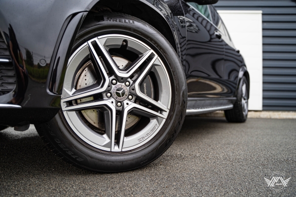 Mercedes GLE 300D 7 PLACES 4MATIC AMG LINE 9G-TRONIC 