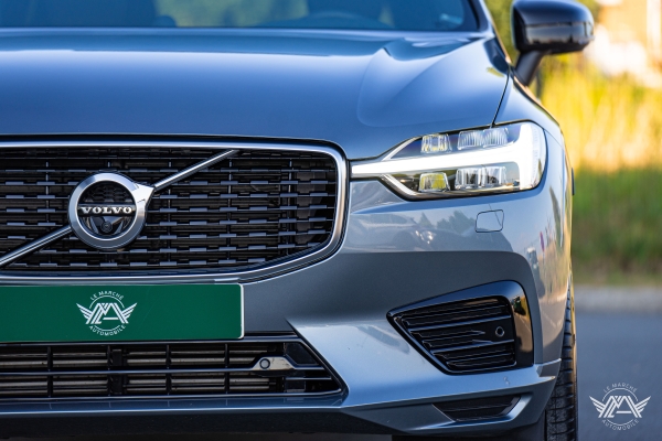  Volvo XC60 T8 AWD 390 Ch R-Design GEARTRONIC8