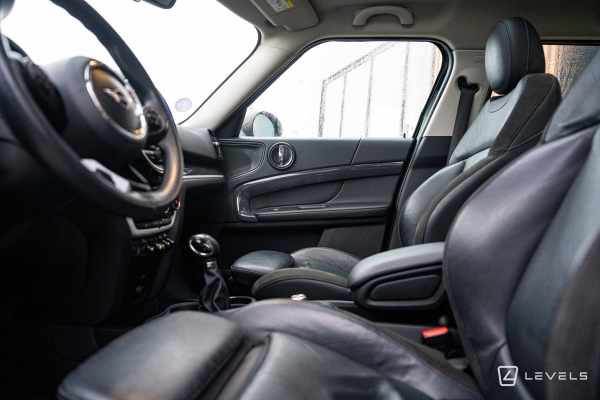 MINI COUNTRYMAN COOPER SE HYBRIDE 136 + 88 CH ALL4 BUSINESS DESIGN BVA6
