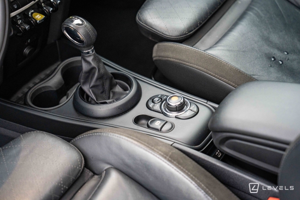 MINI COUNTRYMAN COOPER SE HYBRIDE 136 + 88 CH ALL4 BUSINESS DESIGN BVA6