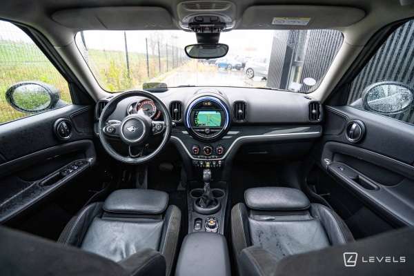 MINI COUNTRYMAN COOPER SE HYBRIDE 136 + 88 CH ALL4 BUSINESS DESIGN BVA6