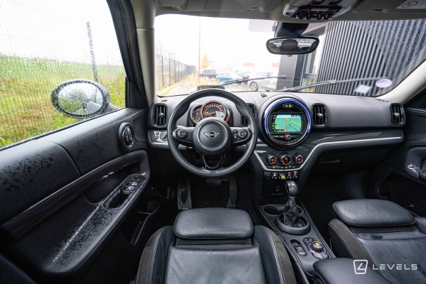MINI COUNTRYMAN COOPER SE HYBRIDE 136 + 88 CH ALL4 BUSINESS DESIGN BVA6