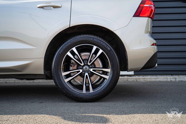  Volvo XC60 D4 190 CH INITIATE EDITION GEARTRONIC 8