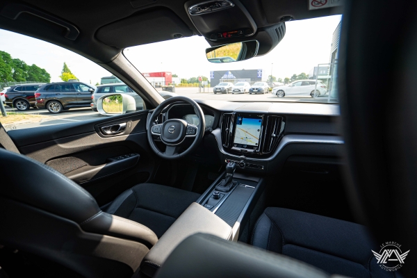  Volvo XC60 D4 190 CH INITIATE EDITION GEARTRONIC 8