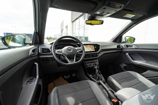  Volkswagen T-CROSS TSI 115 R-LINE DSG7