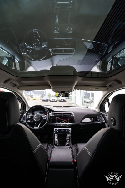 Jaguar  I-PACE EV400 AWD SE 