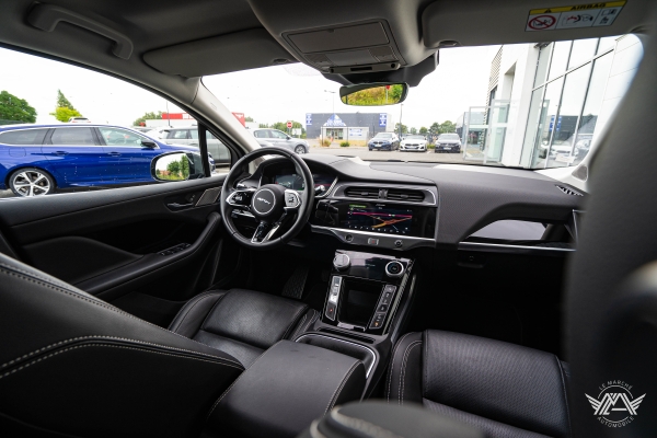 Jaguar  I-PACE EV400 AWD SE 
