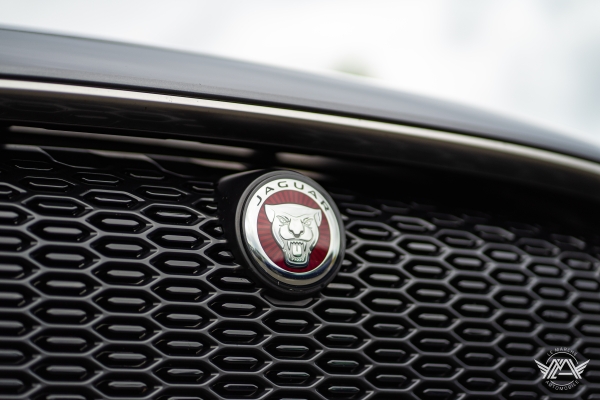 Jaguar  I-PACE EV400 AWD SE 