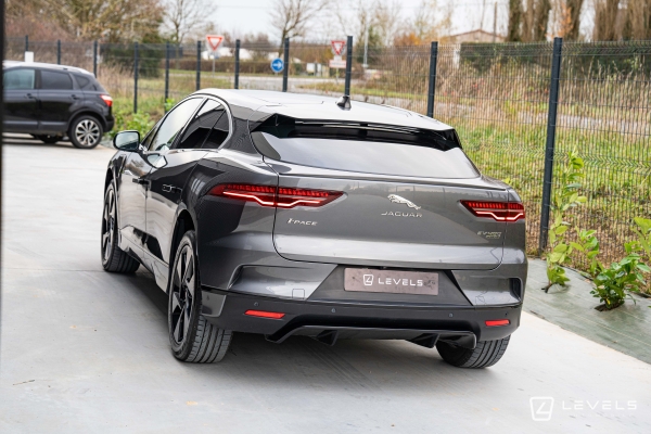 Jaguar  I-PACE EV400 AWD SE Dynamic