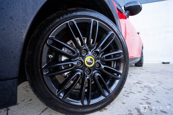 MINI ELECTRIC COOPER SE CAMDEN 184 CH BVA