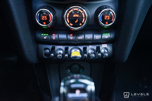 MINI ELECTRIC COOPER SE CAMDEN 184 CH BVA