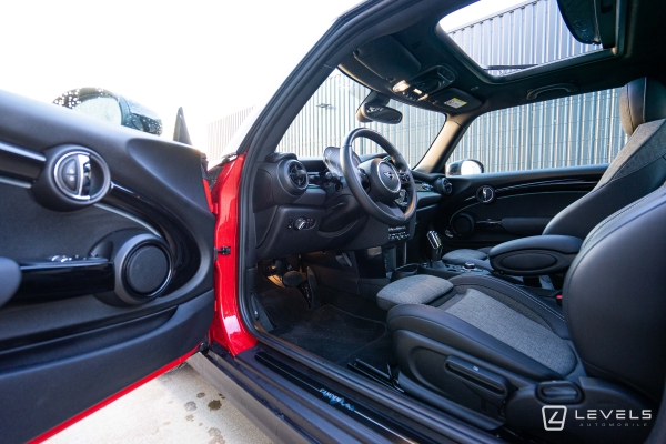 MINI ELECTRIC COOPER SE CAMDEN 184 CH BVA