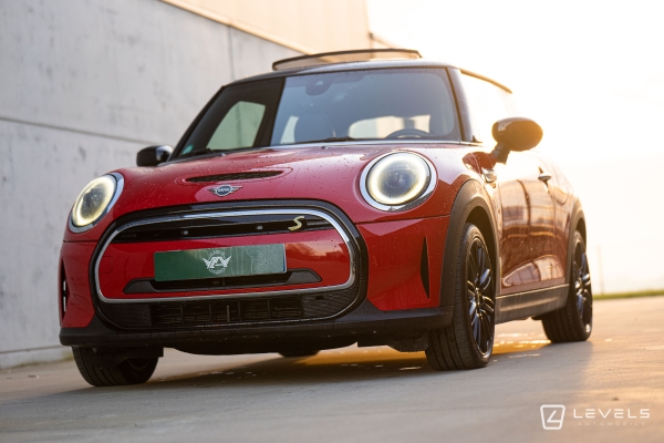 MINI ELECTRIC COOPER SE CAMDEN 184 CH BVA