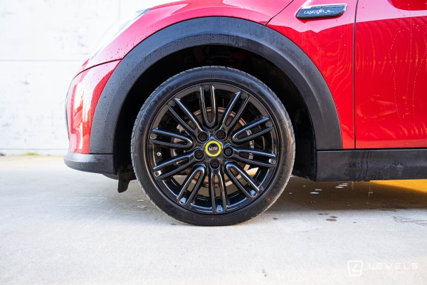 MINI ELECTRIC COOPER SE CAMDEN 184 CH BVA