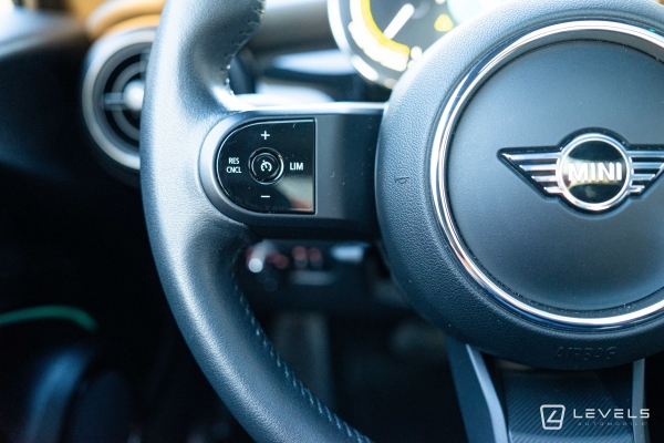 MINI ELECTRIC COOPER SE CAMDEN 184 CH BVA