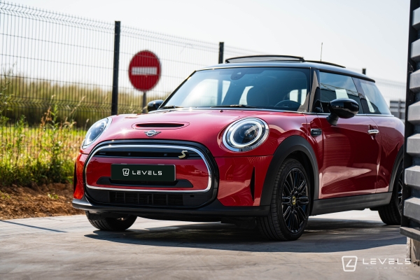 MINI ELECTRIC COOPER SE CAMDEN 184 CH BVA