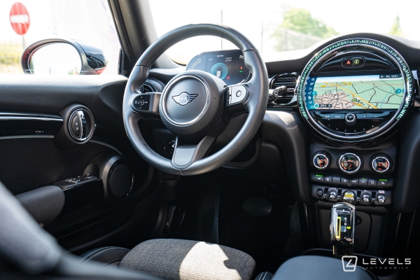 MINI ELECTRIC COOPER SE CAMDEN 184 CH BVA