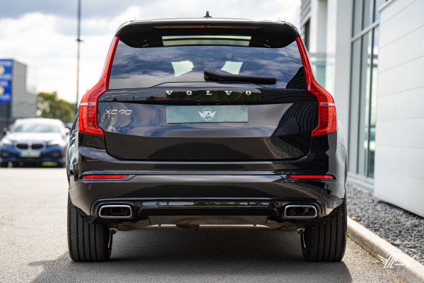 Volvo XC90 T8 R-DESIGN TWIN ENGINE AWD 303+87 ch GEARTRONIC 8