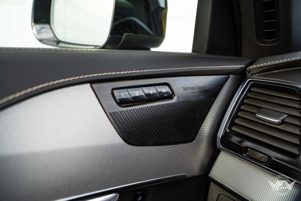  Volvo XC90 T8 R-DESIGN TWIN ENGINE AWD 303+87 ch GEARTRONIC 8