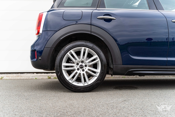 MINI COUNTRYMAN COOPER 136 CH LONGSTONE BVA7
