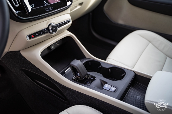  Volvo XC40 Recharge T4 211 ch Inscription Business DCT7 