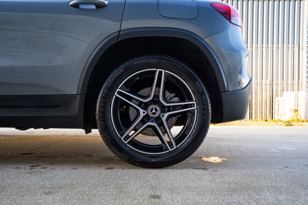 Mercedes GLA 250E AMG LINE 8G-DCT