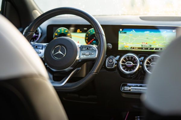 Mercedes GLA 250E AMG LINE 8G-DCT