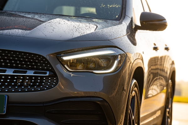 Mercedes GLA 250E AMG LINE 8G-DCT