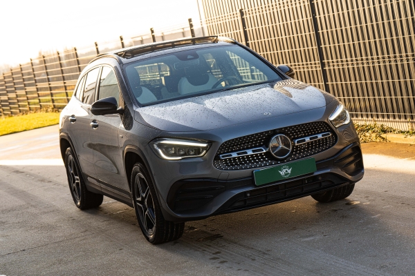 Mercedes GLA 250E AMG LINE 8G-DCT