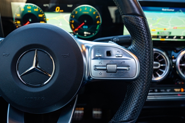 Mercedes GLA 250E AMG LINE 8G-DCT