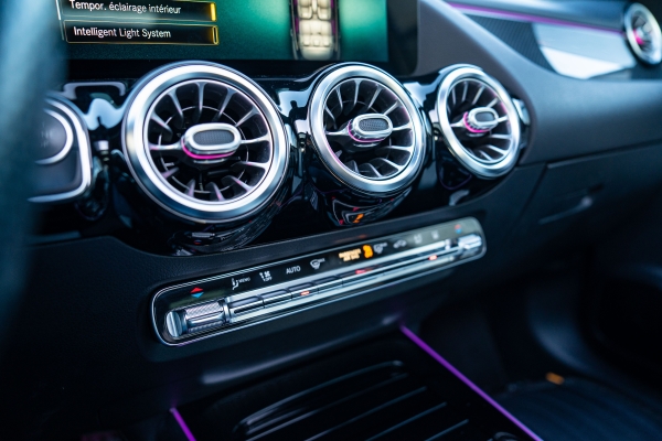 Mercedes GLA 250E AMG LINE 8G-DCT