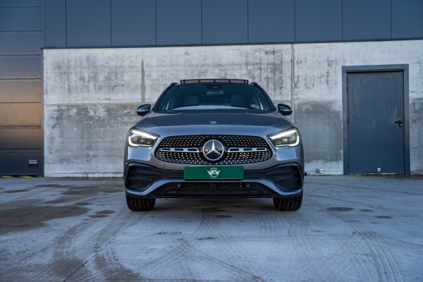 Mercedes GLA 250E AMG LINE 8G-DCT