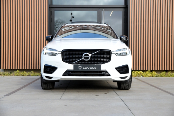 Volvo XC60 T8 RECHARGE AWD 390 CH R-DESIGN GEARTRONIC 8