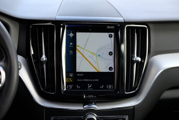 Volvo XC60 T8 RECHARGE AWD 390 CH R-DESIGN GEARTRONIC 8