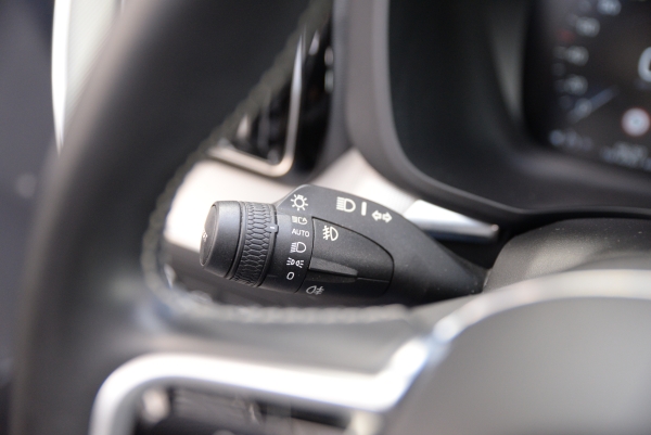 Volvo XC60 T8 RECHARGE AWD 390 CH R-DESIGN GEARTRONIC 8