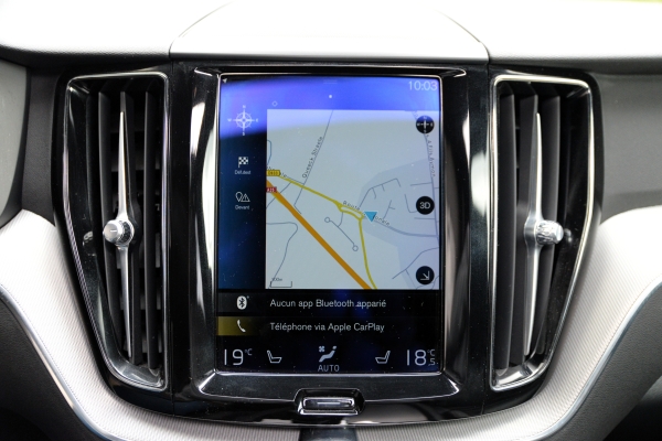 Volvo XC60 T8 RECHARGE AWD 390 CH R-DESIGN GEARTRONIC 8