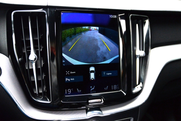 Volvo XC60 T8 RECHARGE AWD 390 CH R-DESIGN GEARTRONIC 8