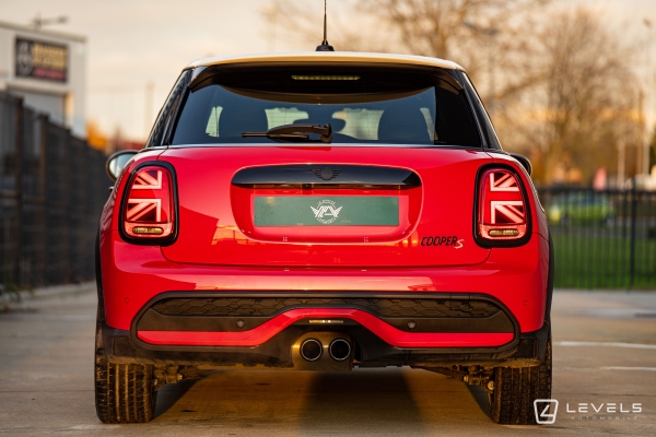 MINI 5 PORTES COOPER S 178 CH CLASSIC BVA7