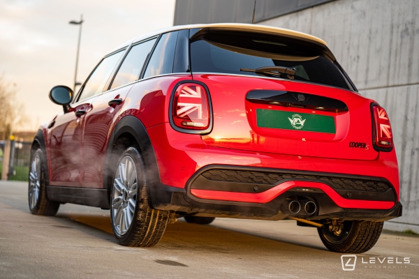 MINI 5 PORTES COOPER S 178 CH CLASSIC BVA7