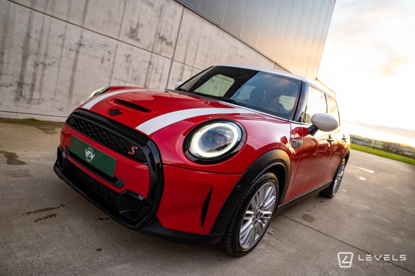 MINI 5 PORTES COOPER S 178 CH CLASSIC BVA7