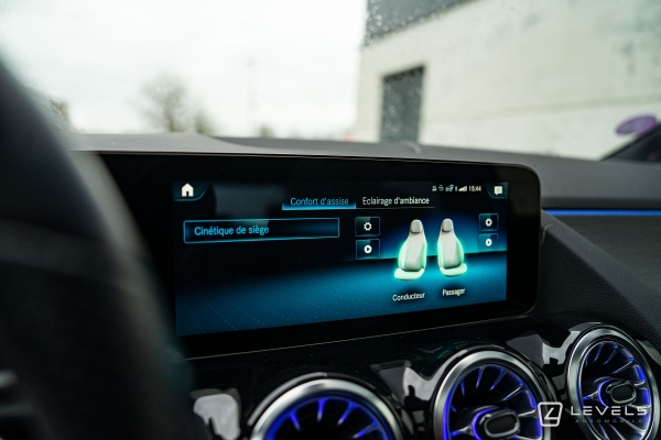 Mercedes GLA 250E AMG LINE 8G-DCT