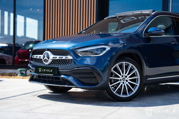 Mercedes GLA 250E AMG LINE 8G-DCT