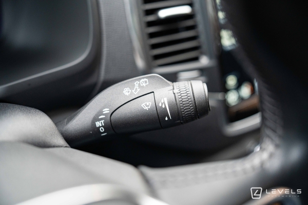  Volvo VOLVO XC90 T8 RECHARGE INSCRIPTION AWD 7 Places