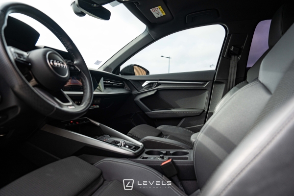 Audi A3 SPORTBACK 35 TFSI 150 ch S-LINE S-TRONIC 7
