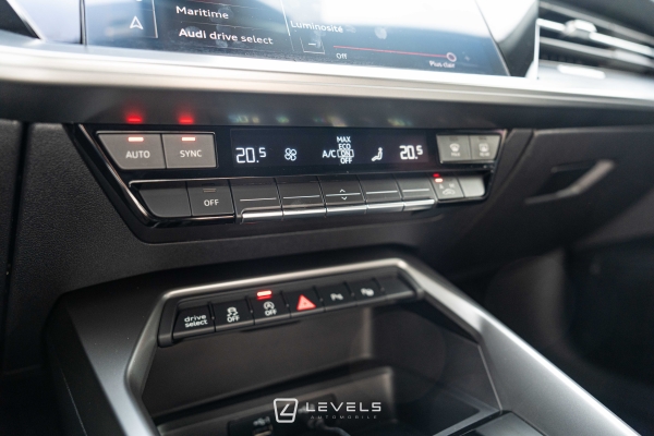 Audi A3 SPORTBACK 35 TFSI 150 ch S-LINE S-TRONIC 7